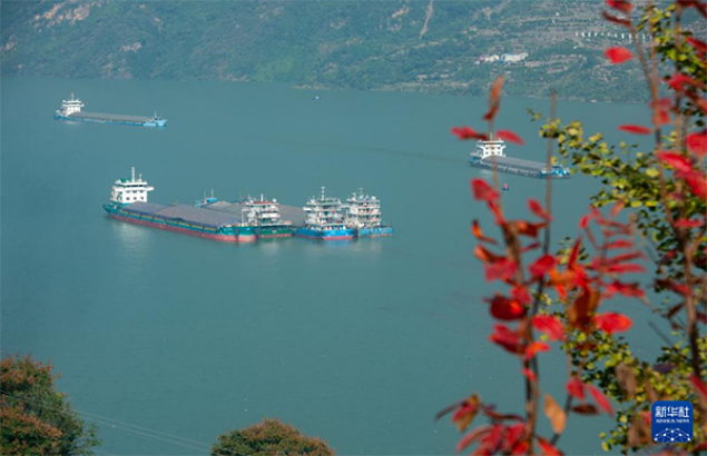 裁取冬色入画框